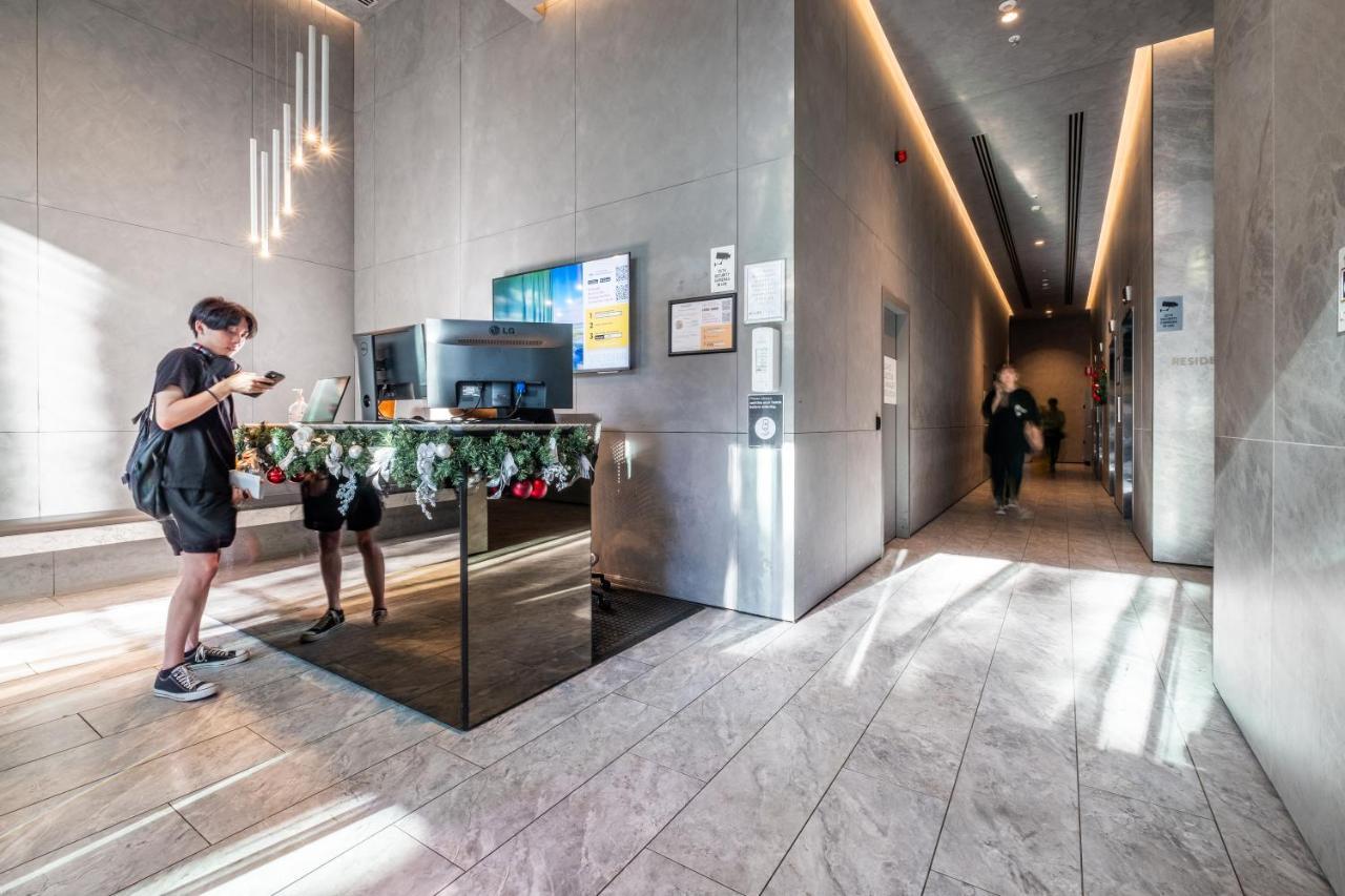 Mega Style Apartments Victoria One Melbourne Esterno foto